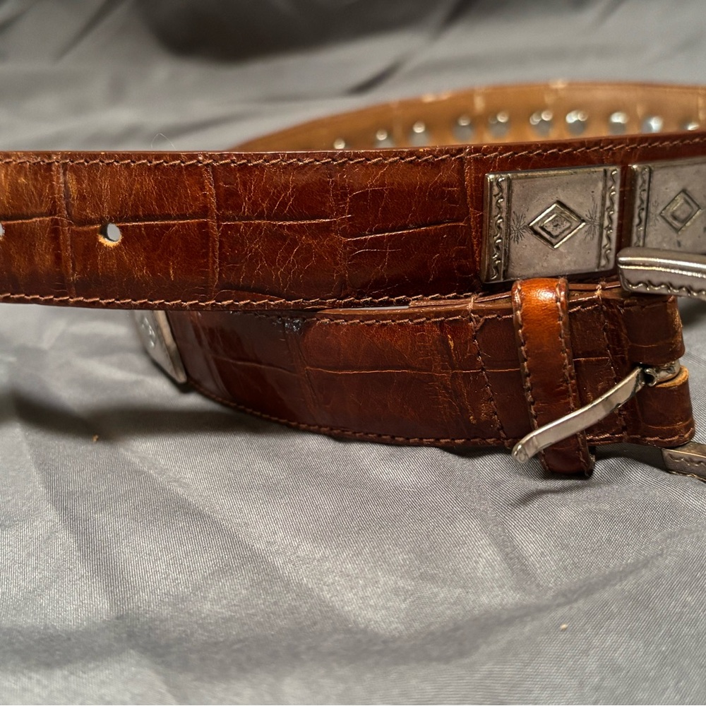 Vintage Ann Taylor Honey Brown Alligator Embossed Leather Belt w/Engraved Plates